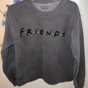 Cropped Friends sweatshirt